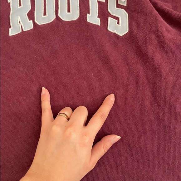 🍁 Women’s Roots Lightweight Sweater – Size Medium 🍁 - Picture 12 of 13